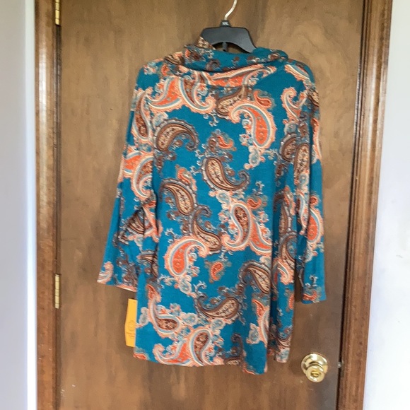 Ruby Rd. Paisley print pullover top with stretch size 2X - Picture 15 of 17